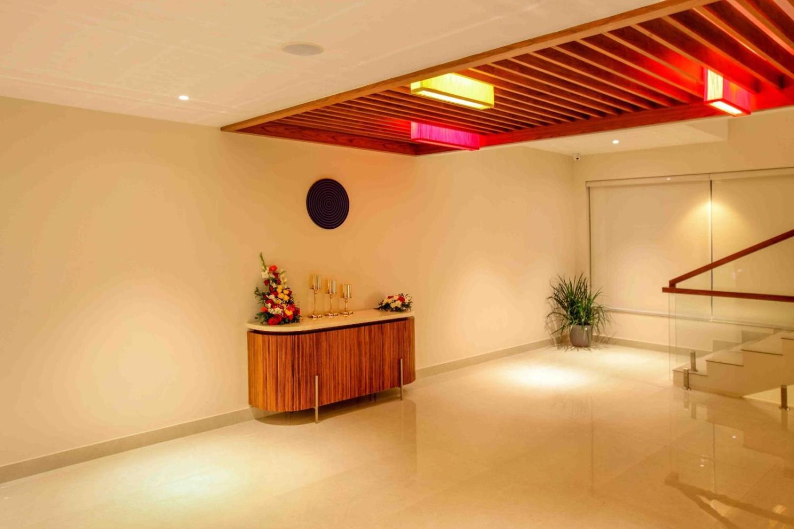Park Residency Ayarkunnam Hotel Pullappalli Exterior photo
