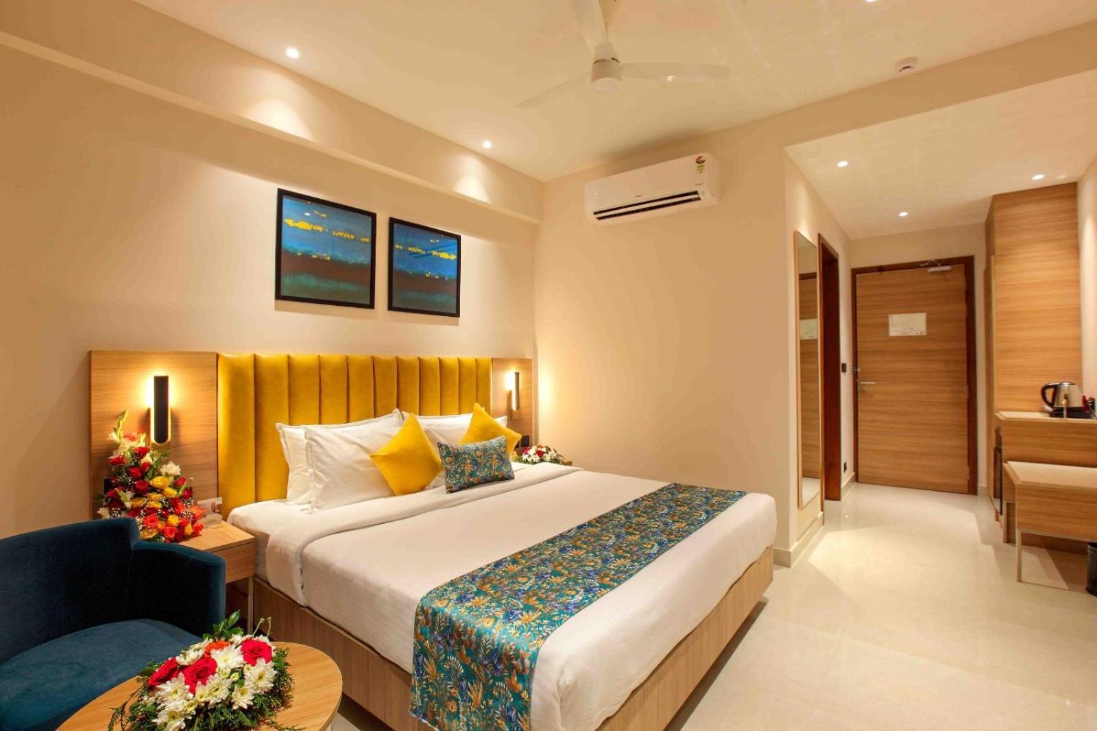 Park Residency Ayarkunnam Hotel Pullappalli Exterior photo